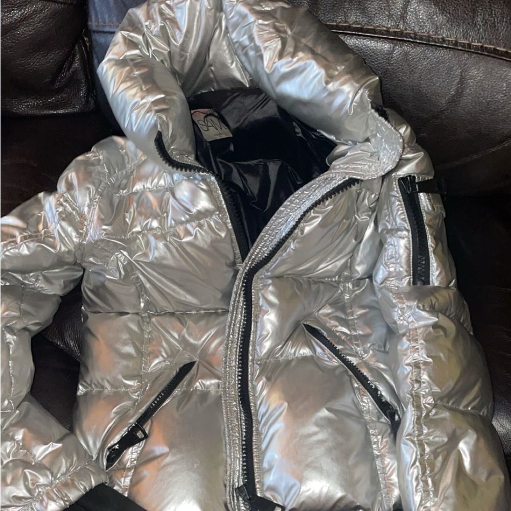 Sam’s coat great condition
